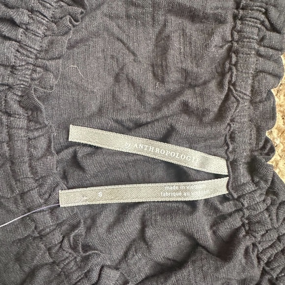 Anthropologie Bell Seelve Blouse Off or On The Shoulder Size Small - Picture 2 of 3